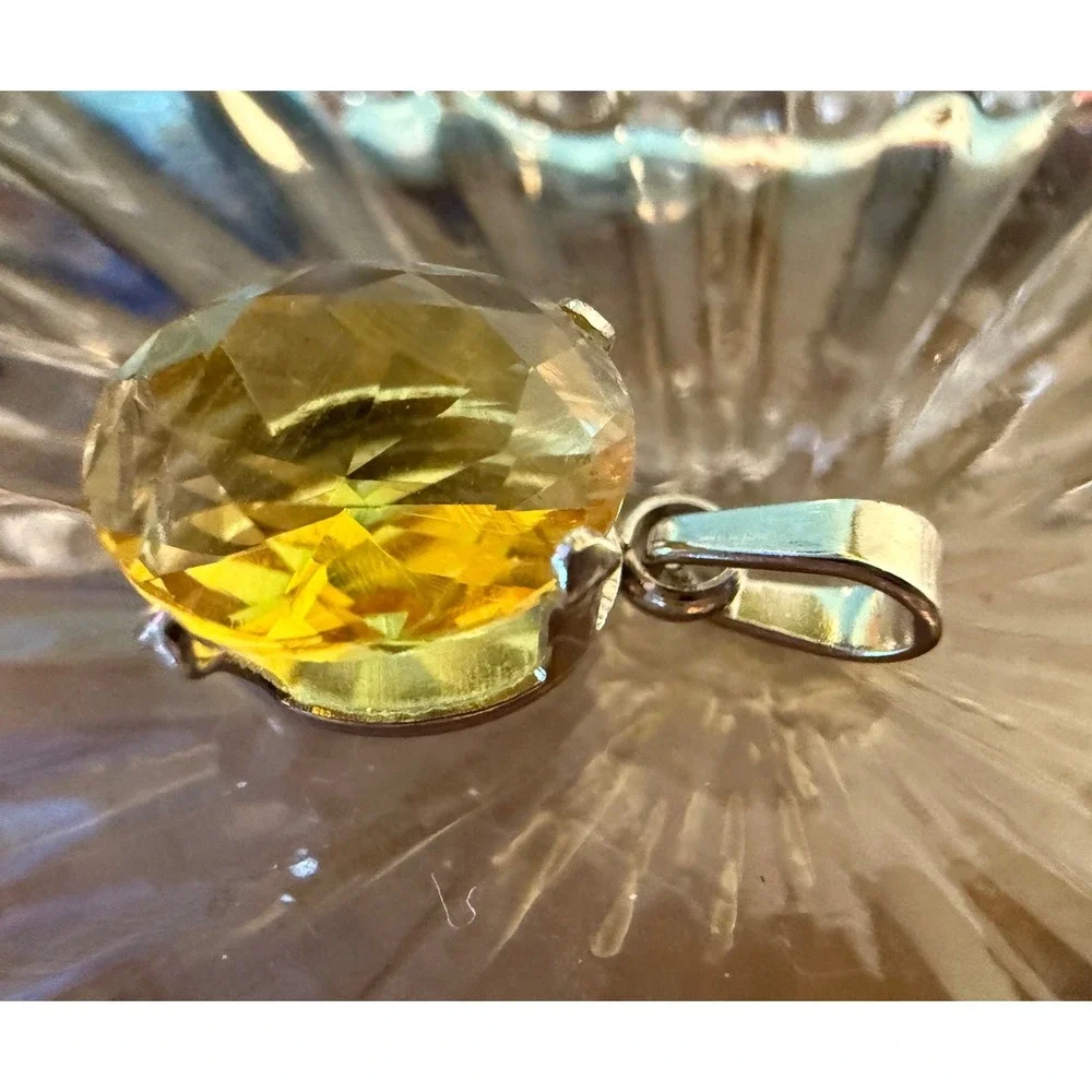 Stunning Citrine Dainty Pendant Yellow Feminine Romantic 1/4